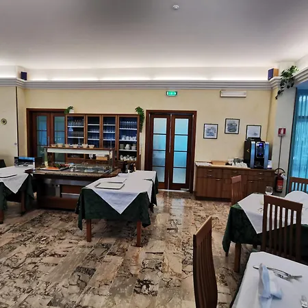Hotel Pine Beach