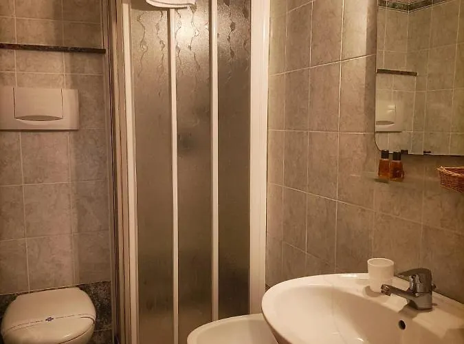 Pine Beach Ξενοδοχείο