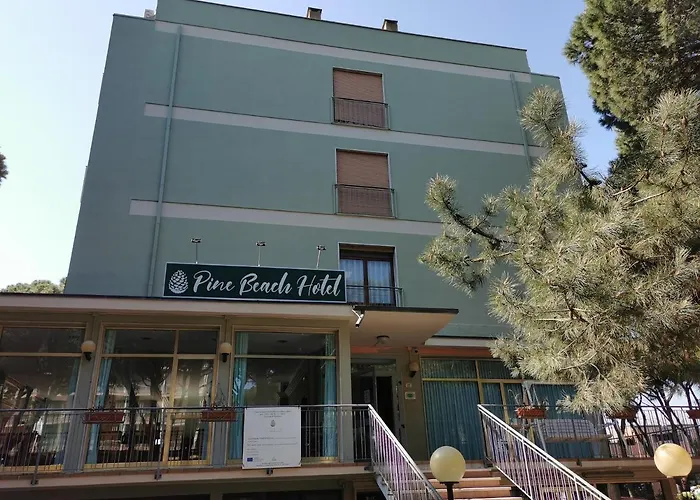 Pine Beach Ξενοδοχείο