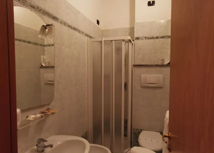 Pine Beach Ξενοδοχείο 3*