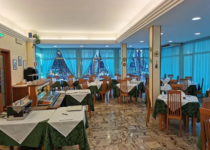 Ξενοδοχείο Pine Beach